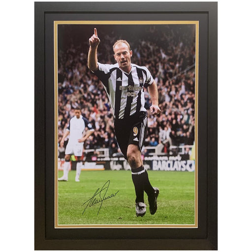Newcastle United FC Shearer Signed Framed Print - Excellent Pick